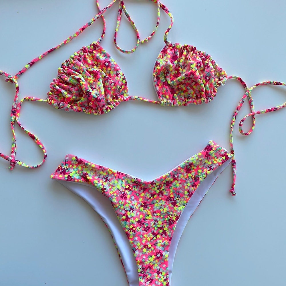 Pink floral bikini Small